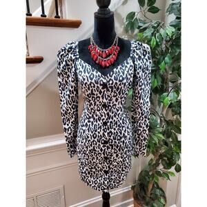 Asos Women's Black & White Cotton V-Neck Long Sleeve Knee Length Dress Size 10